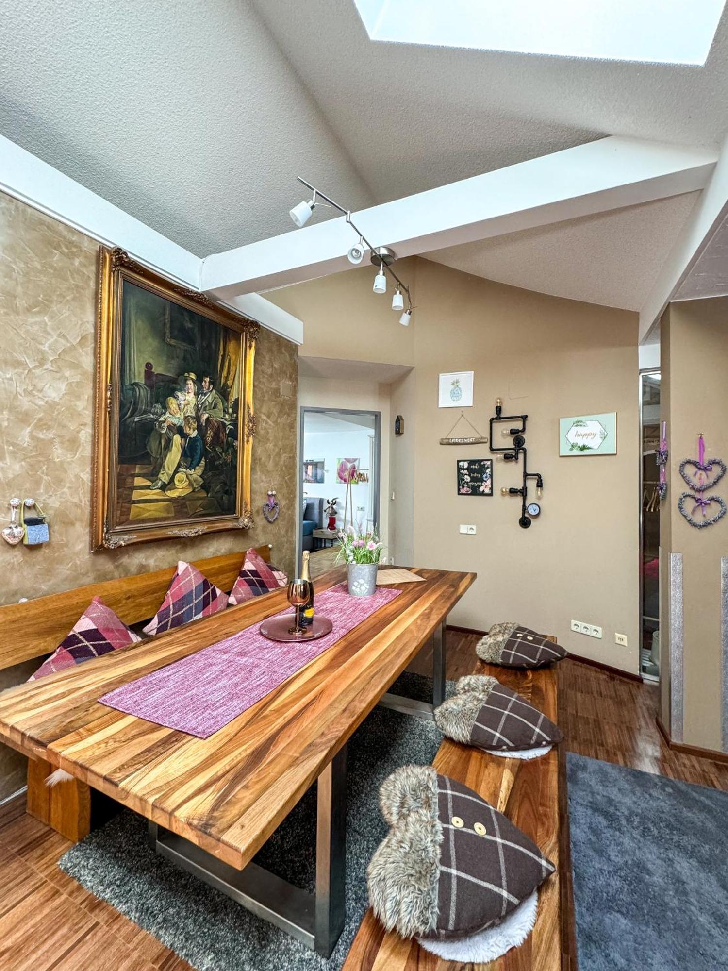 Stadt & See Appartement Penthouse Inkl Mic Card Spittal an der Drau Dış mekan fotoğraf