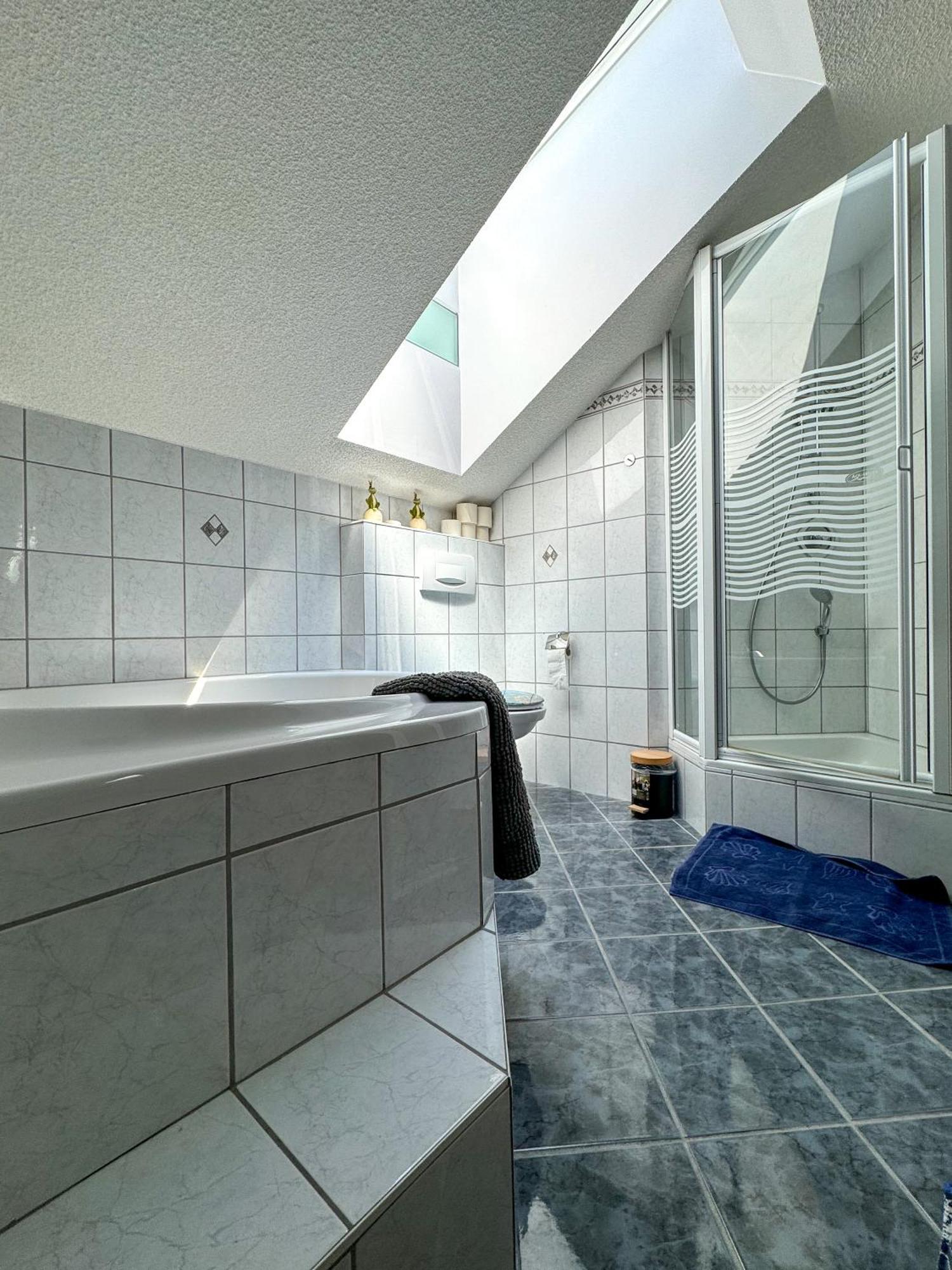 Stadt & See Appartement Penthouse Inkl Mic Card Spittal an der Drau Dış mekan fotoğraf